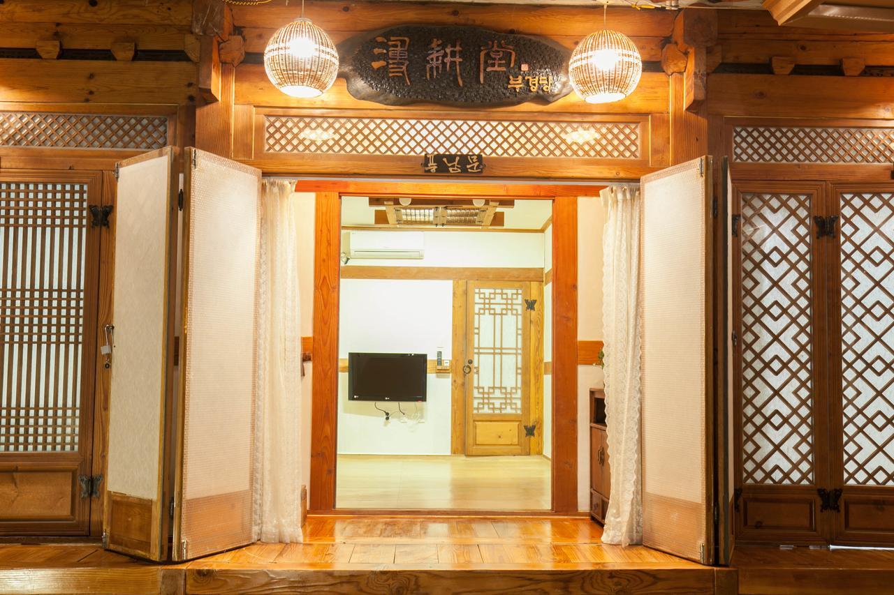 Bu Kyung Dang Hotel Jeonju Luaran gambar